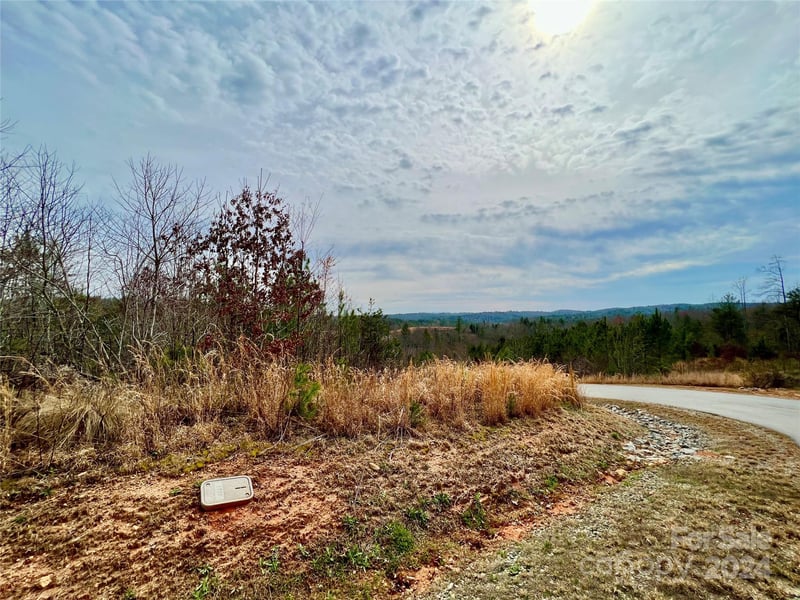1.55 acres Lot 940 Low Valley Way #940, Lenoir, NC 28645