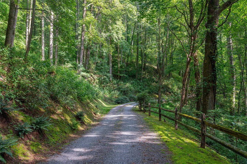 8 Resurrection Ln #8, Sylva, NC 28779