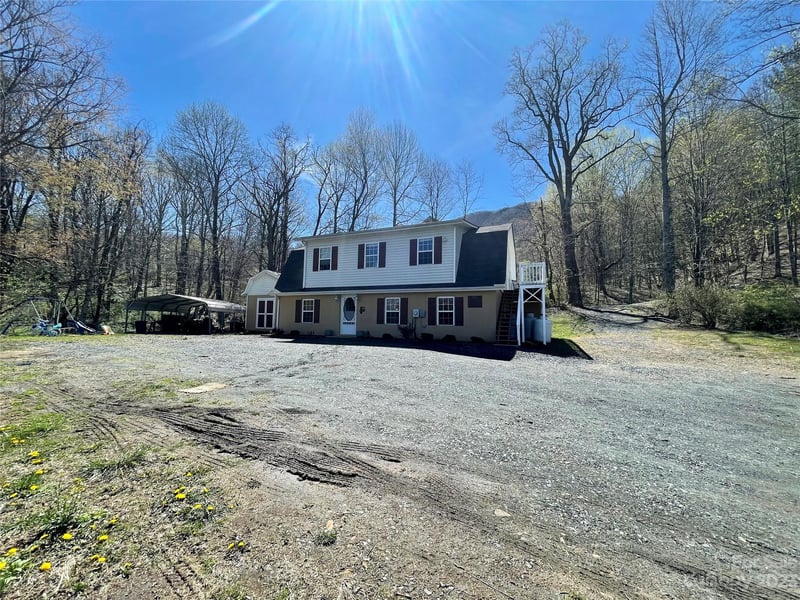 195 Trinity Ln, Jefferson, NC 28640