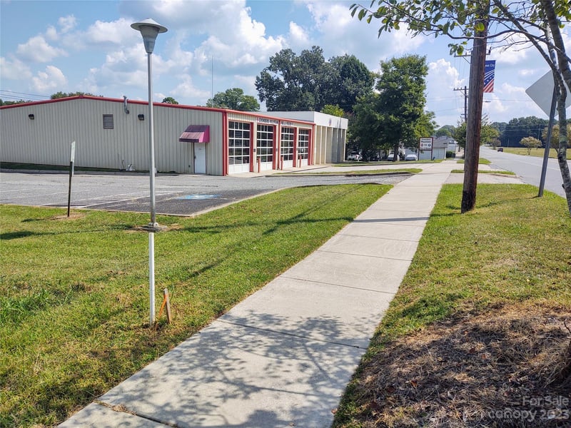207 Virginia Ave, Bessemer City, NC 28016