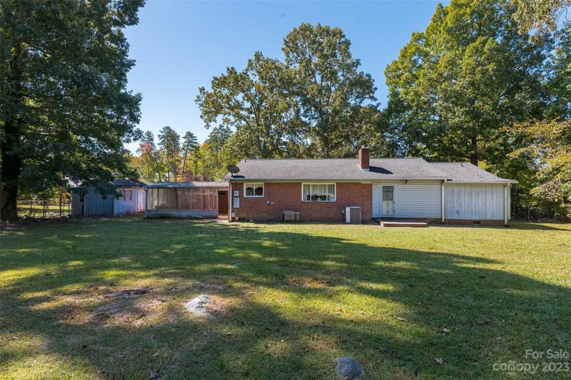 11434 Tema Cir, Charlotte, NC 28214