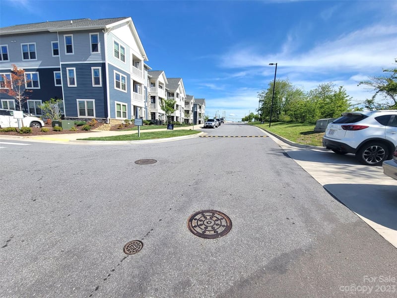 99999 Airport Rd, Arden, NC 28704