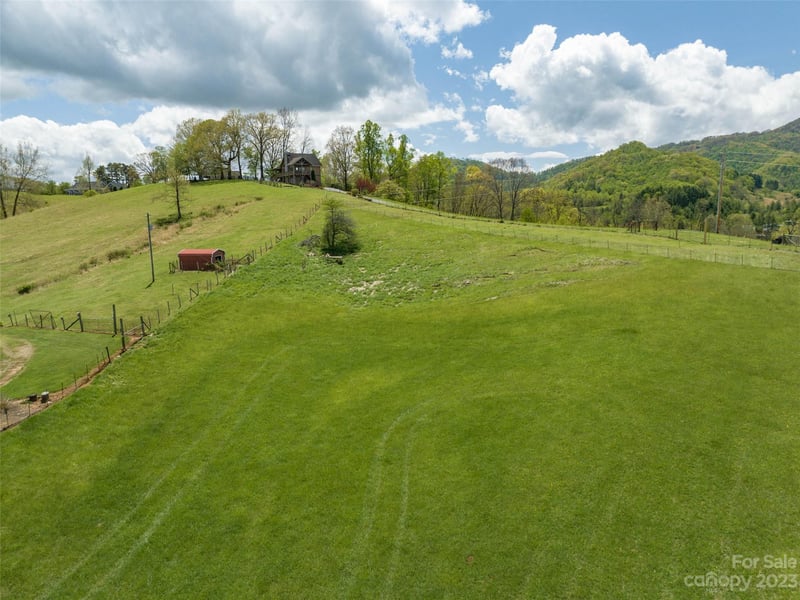 Sunny Hill Ln, Clyde, NC 28721
