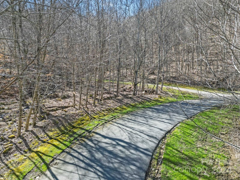 10 Chestnut Village Ln #9 & 10, Mars Hill, NC 28754