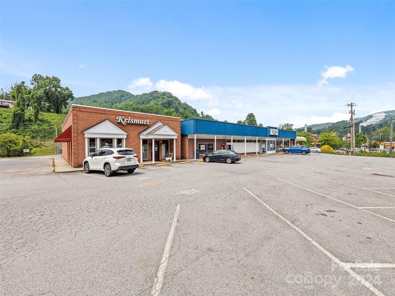 30 Main St, Sylva, NC 28779