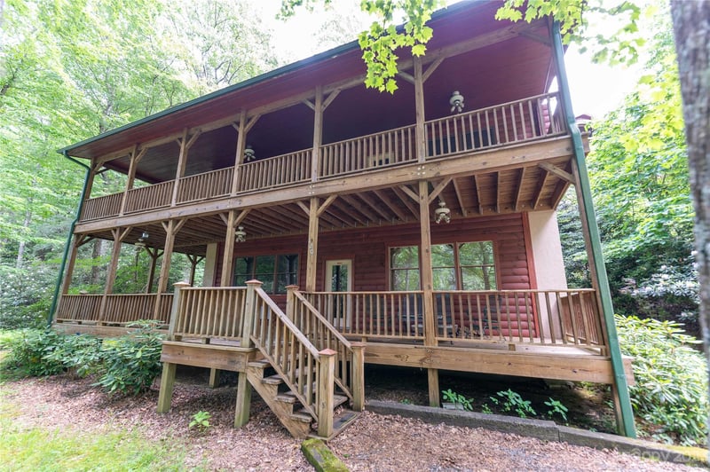 120 Brookwood Ln, Burnsville, NC 28714