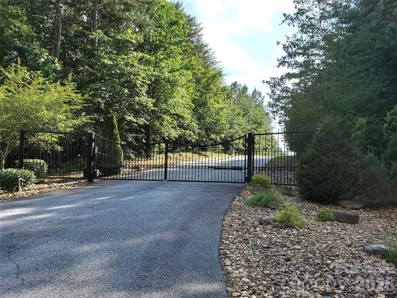 Sunset Dr #12, Mill Spring, NC 28756