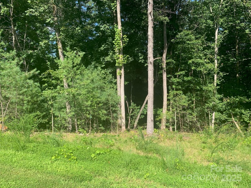 2.32 acres Lot 72 Round Mountain Pw #72, Lenoir, NC 28645