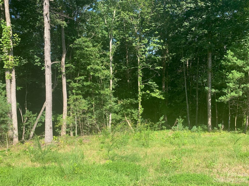 3.32 acres Lot 74 Round Mountain Pw #74, Lenoir, NC 28645