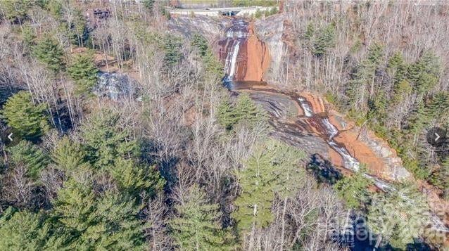 0 Toxaway Falls Dr, Lake Toxaway, NC 28747