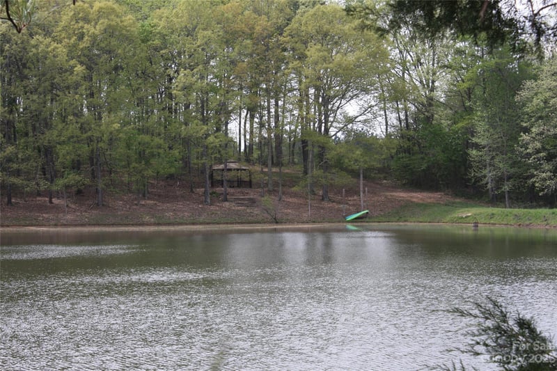 844 Bellegray Rd #16, Clover, SC 29710