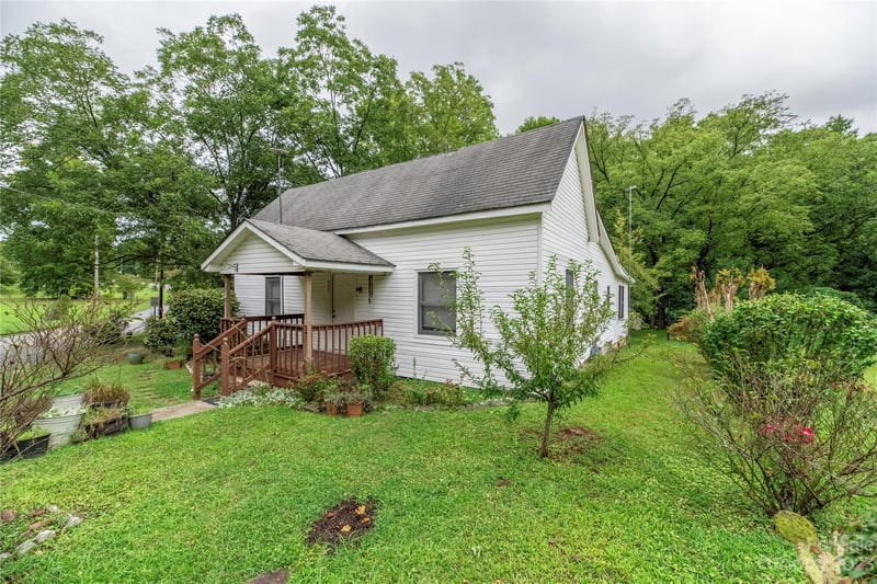440 Oakland Ave, Statesville, NC 28677