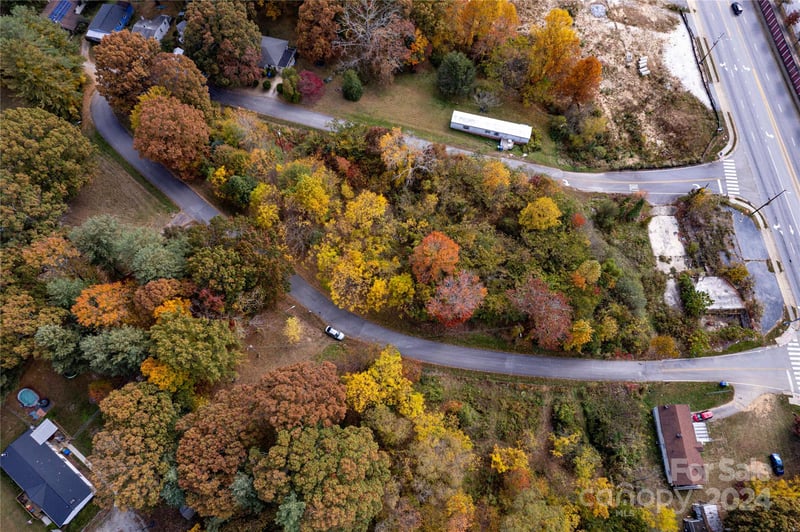 3008 Hendersonville Rd, Fletcher, NC 28732