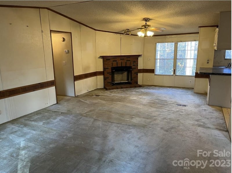 60 Shadowwood Dr, Taylorsville, NC 28681