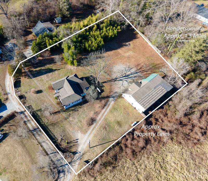 14 - 16 Rosebud Ln, Hendersonville, NC 28739