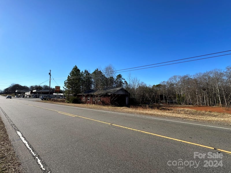 3023 Wilkesboro Hw, Statesville, NC 28625