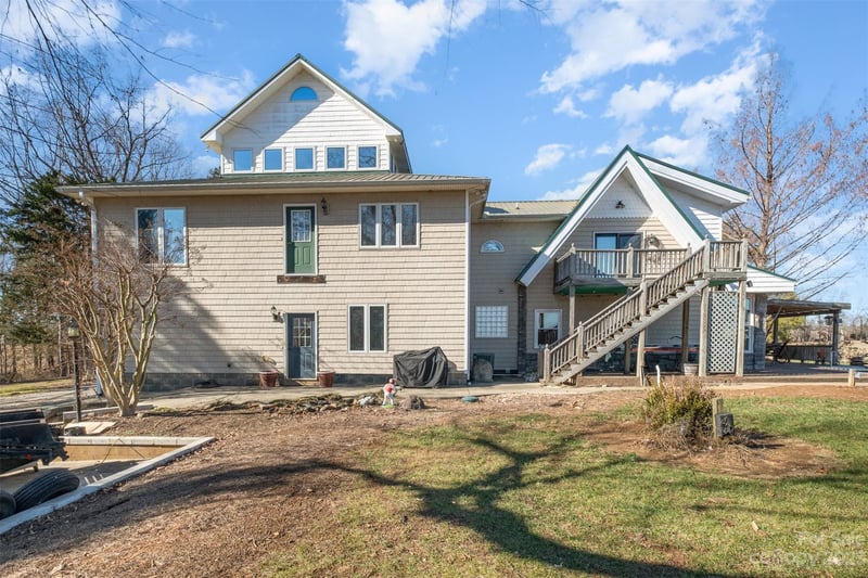 243 Jarab Hill Ln, Statesville, NC 28625