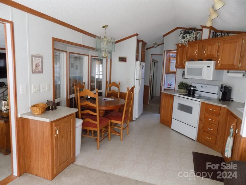 43 Pike Point, Waynesville, NC 28785