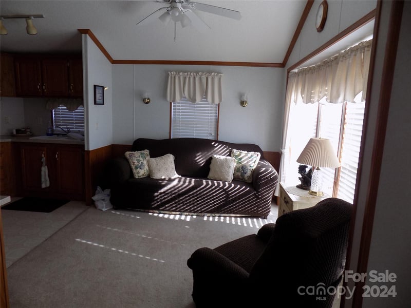 43 Pike Point, Waynesville, NC 28785