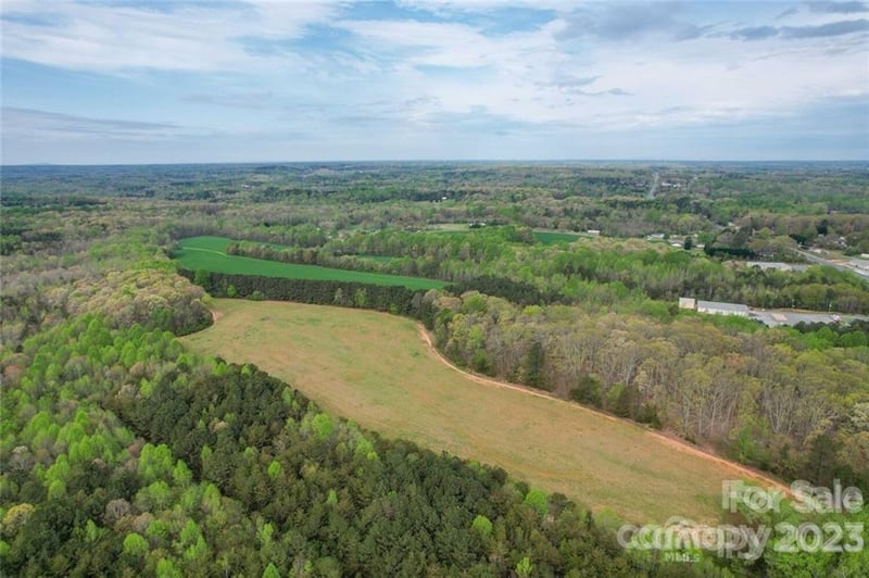0000 Dallas Cherryville Hw, Bessemer City, NC 28016