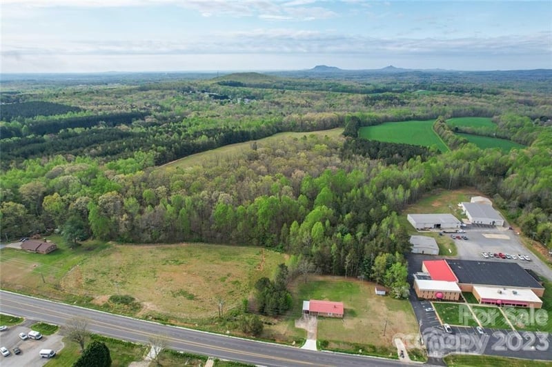 0000 Dallas Cherryville Hw, Bessemer City, NC 28016