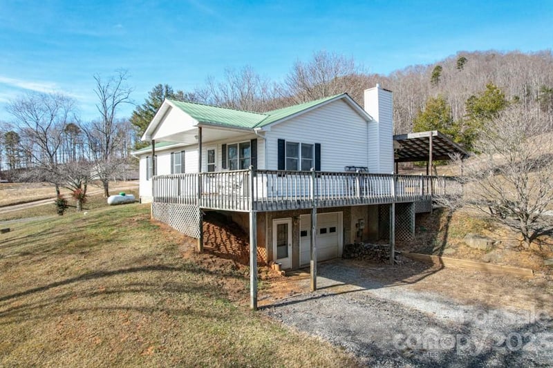 66 Fox Branch Rd, Fairview, NC 28730