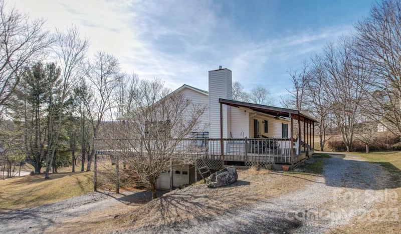 66 Fox Branch Rd, Fairview, NC 28730
