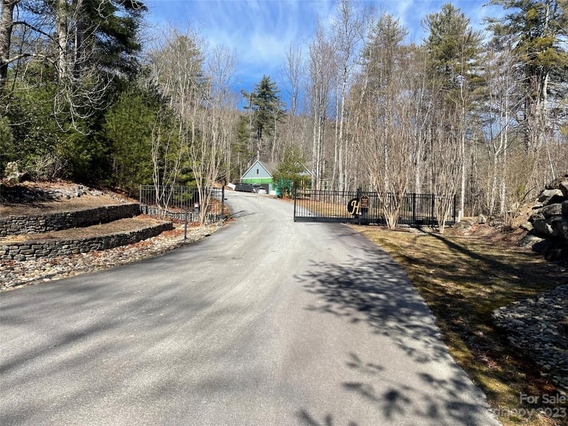 00 Willow Run Ln #12, Zirconia, NC 28790