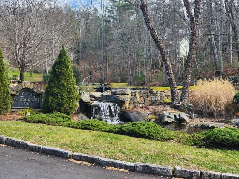 145 Ivywood Ln #10, Laurel Park, NC 28739