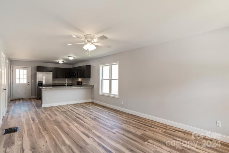 275 Quinn Hill Ln #90, Mars Hill, NC 28754