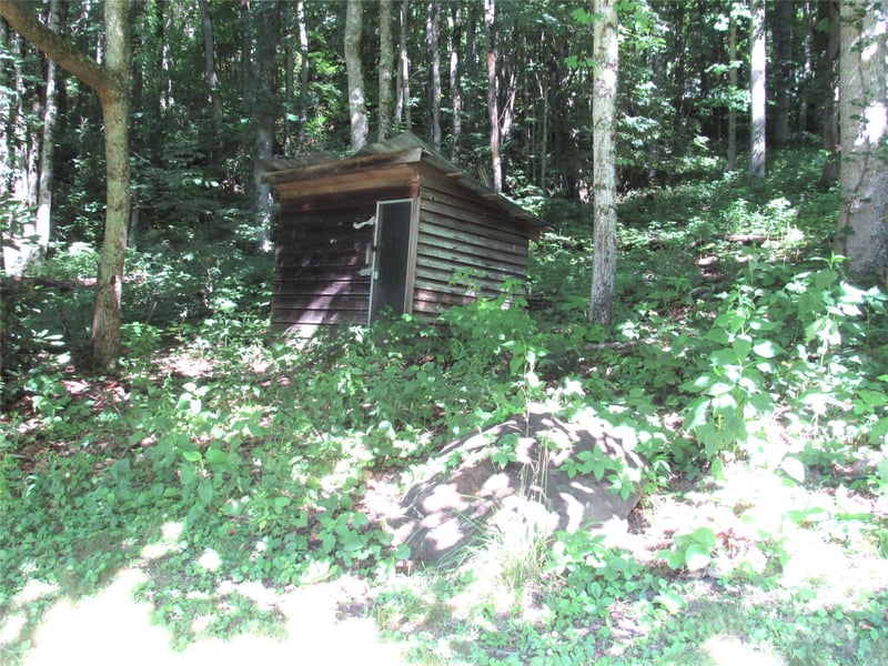 664 Woodfin Rd, Sylva, NC 28779