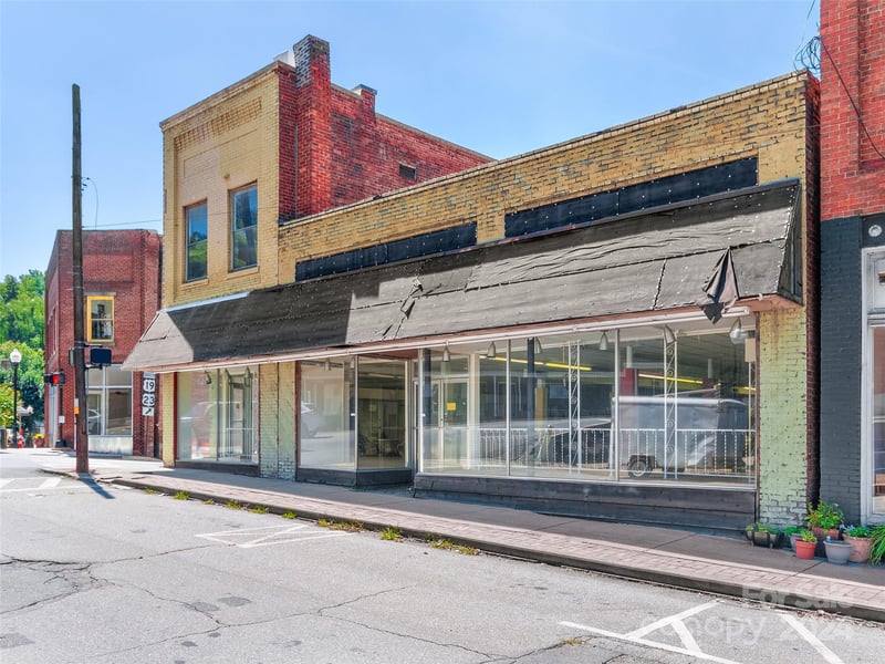 505 Main St, Canton, NC 28716