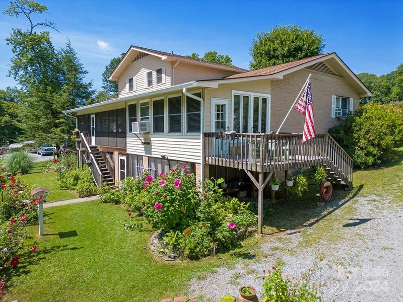 63 Evergreen Cv, Pisgah Forest, NC 28768