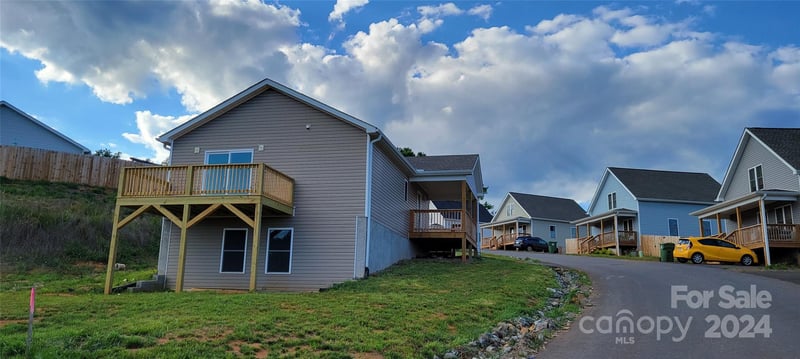 380 Quinn Hill Ln #51, Mars Hill, NC 28754