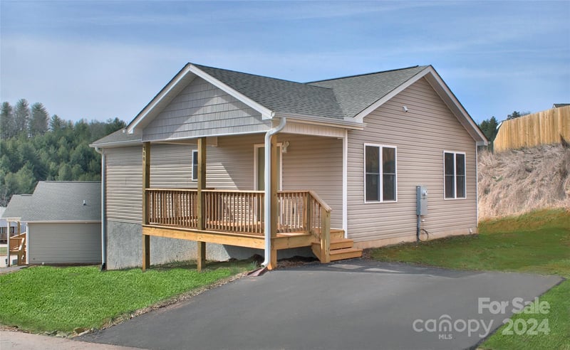 380 Quinn Hill Ln #51, Mars Hill, NC 28754