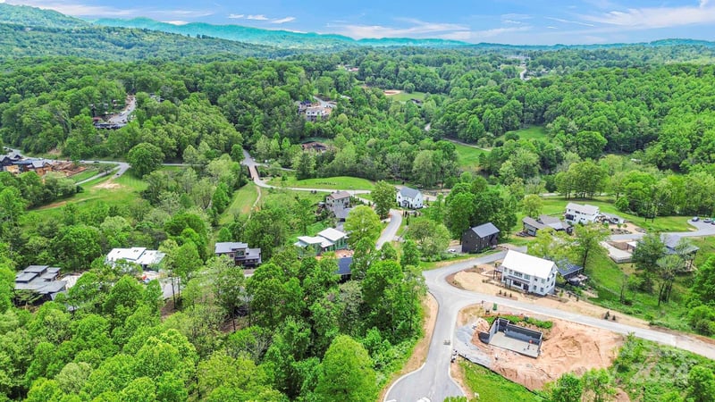 35 Olivette Crossing Pw #72, Asheville, NC 28804