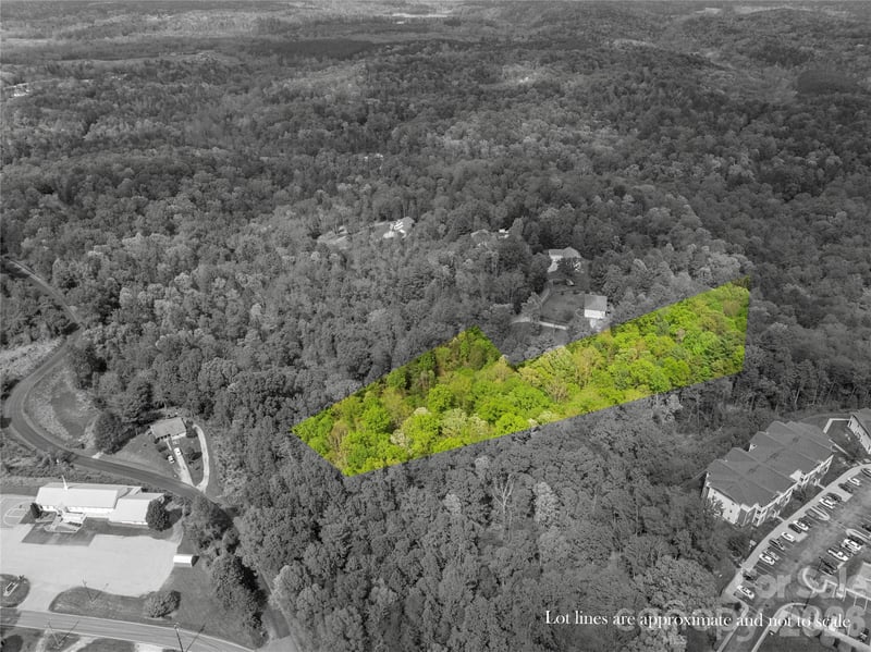 000 Yancey Ridge Ln, Marion, NC 28752