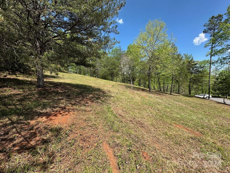 306 Rock Ledge Dr #306, Lake Lure, NC 28746