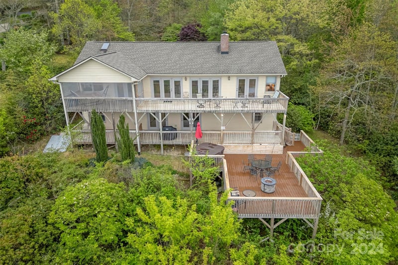 70 Moor Ln, Brevard, NC 28712