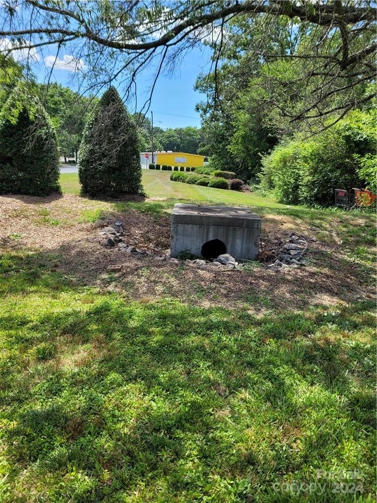 1821 Dale Earnhardt Blvd, Kannapolis, NC 28083