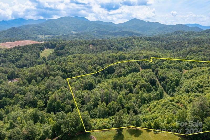 000 Destiny Rd, Waynesville, NC 28785