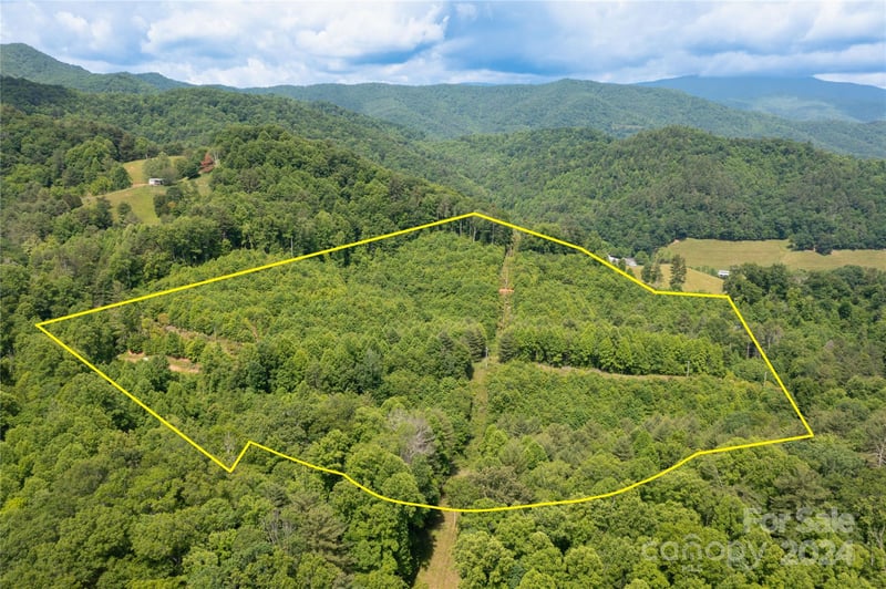 000 Destiny Rd, Waynesville, NC 28785