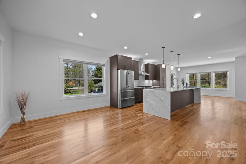 87 Glendale Ave, Asheville, NC 28803