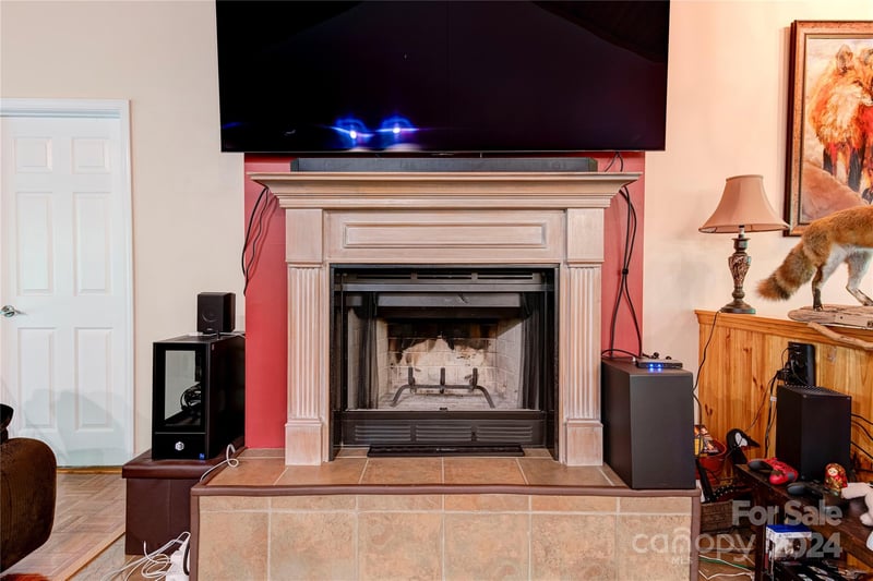 6 Majestic Tc, Hendersonville, NC 28739