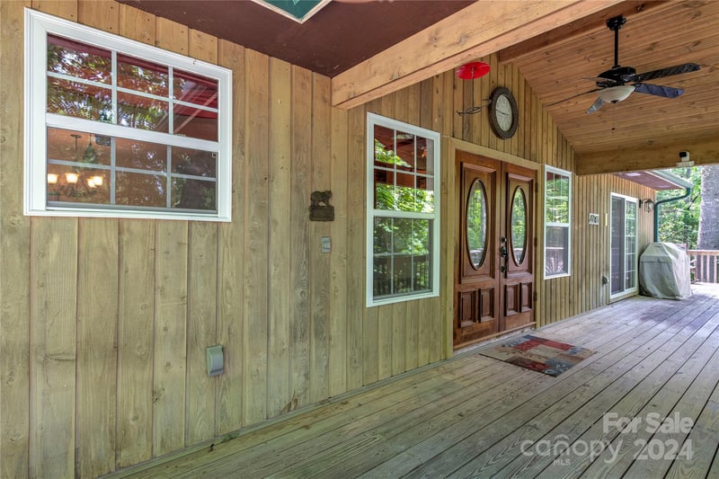 6 Majestic Tc, Hendersonville, NC 28739