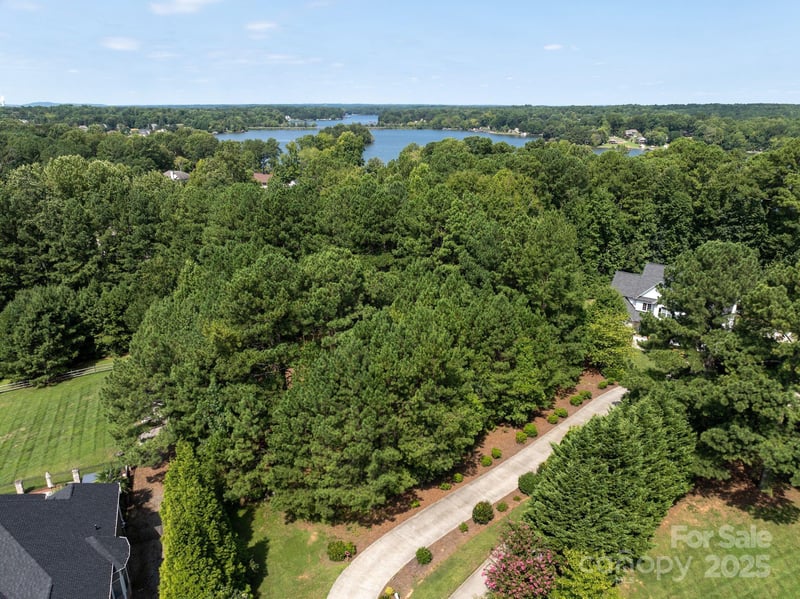 127 Palos Verde Rd, Mooresville, NC 28117