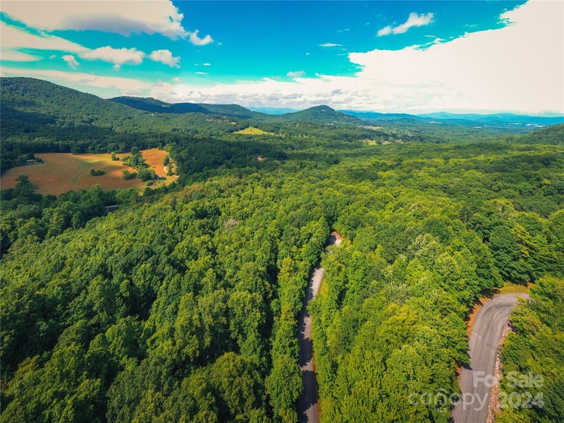 240 Smokemont Dr, Arden, NC 28704