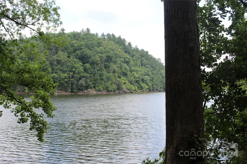 000 White Oak Rd, Waynesville, NC 28785