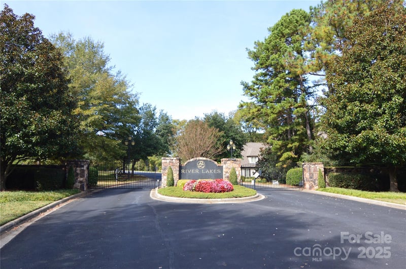 8013 Water View Dr #4, Belmont, NC 28012