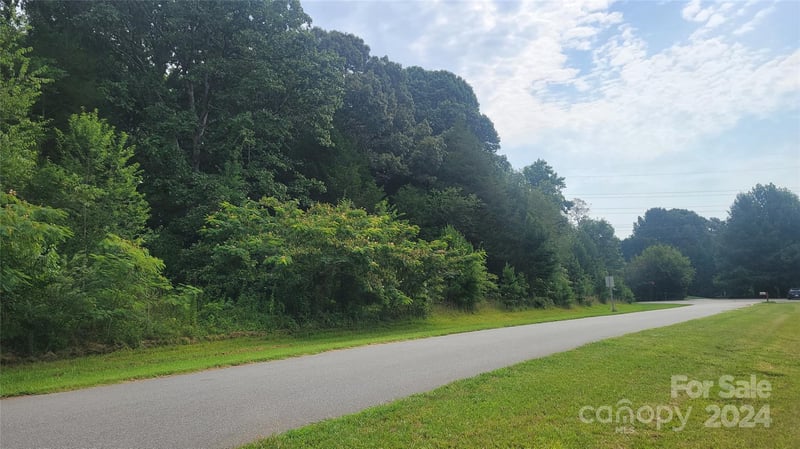 Eva Ct, Lincolnton, NC 28092